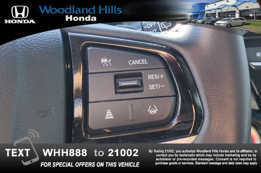 Used 2025 Honda Odyssey Touring image 12