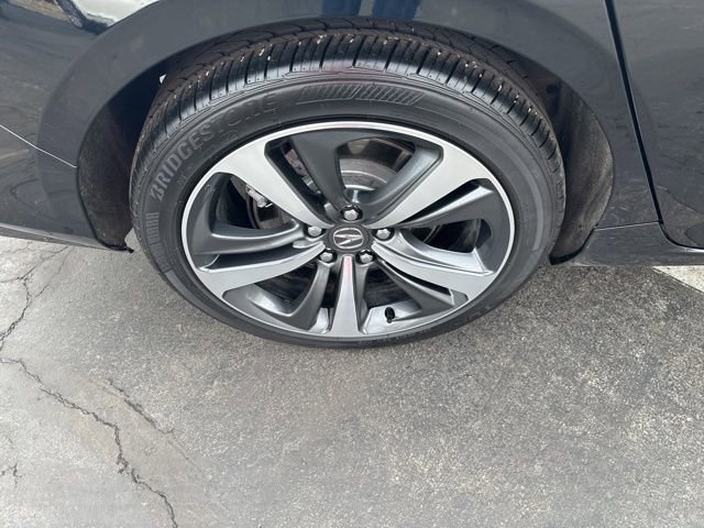 Certified 2025 Acura TLX w/ Technology Package image 22