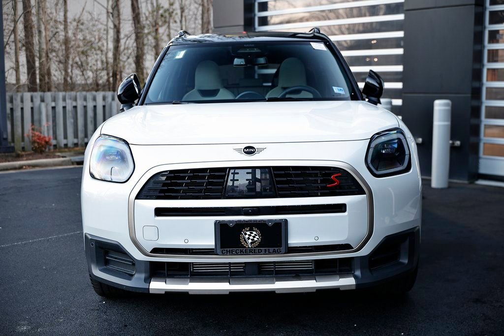 Used 2025 MINI Cooper Countryman S w/ Comfort Package Max image 13
