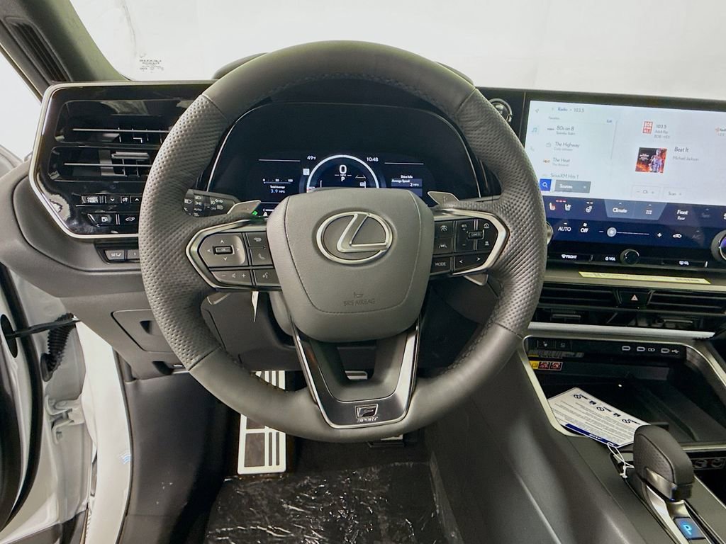 New 2026 Lexus TX 500h AWD image 10