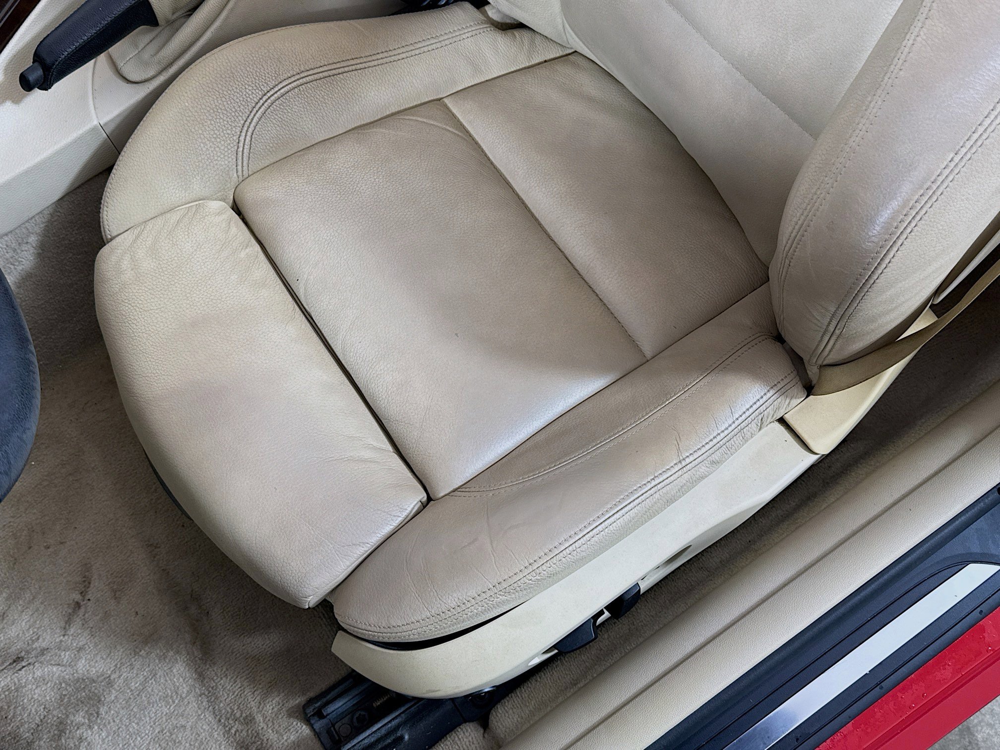 Used 2009 BMW 335i Convertible image 19