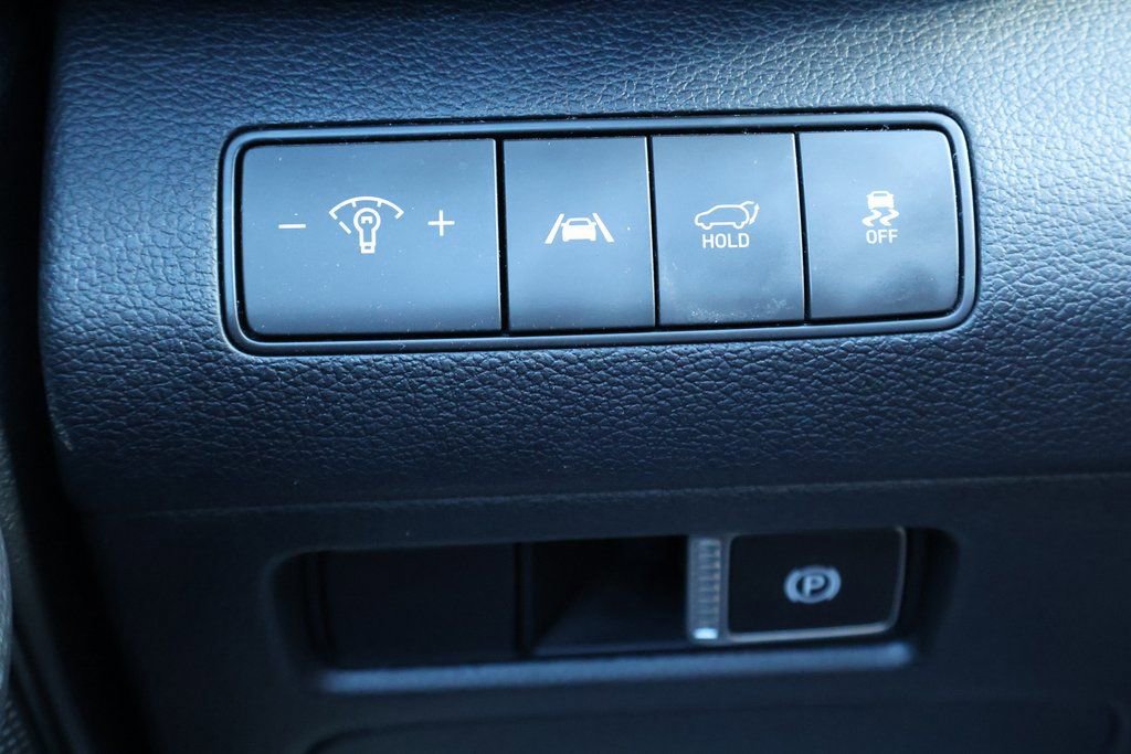 Used 2023 Hyundai Santa Fe SEL image 17