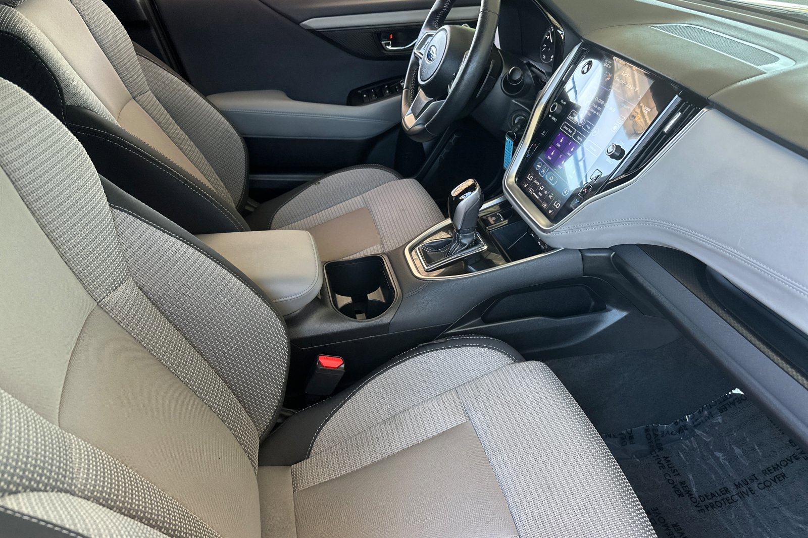 Used 2022 Subaru Outback Premium image 16