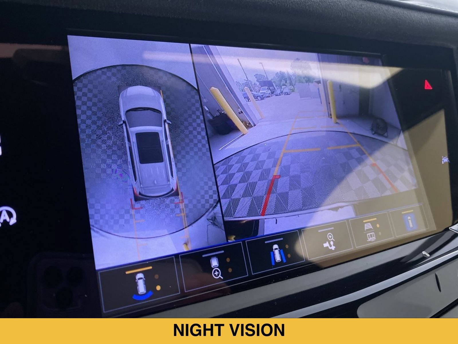 Certified 2023 Cadillac XT6 Sport w/ Platinum Package AWD/4WD image 6
