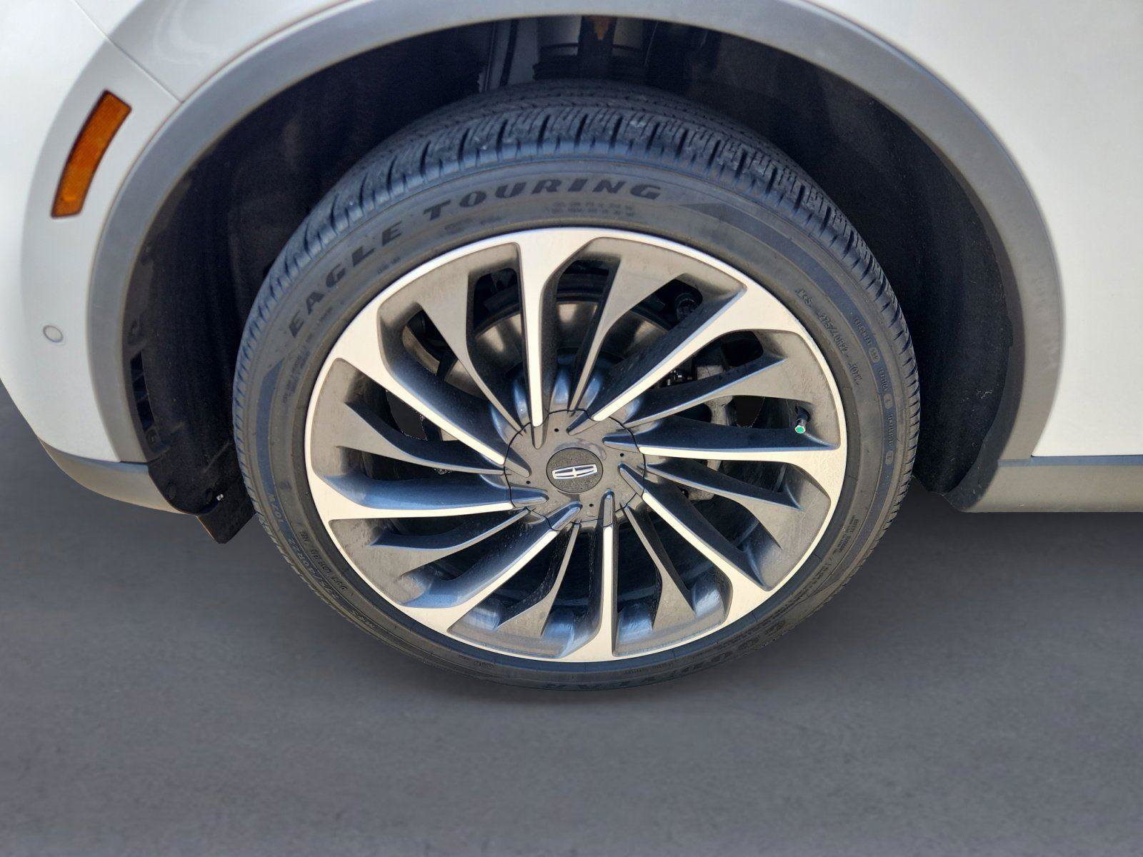Used 2020 Lincoln Aviator Reserve w/ Equipment Group 202A AWD/4WD image 9