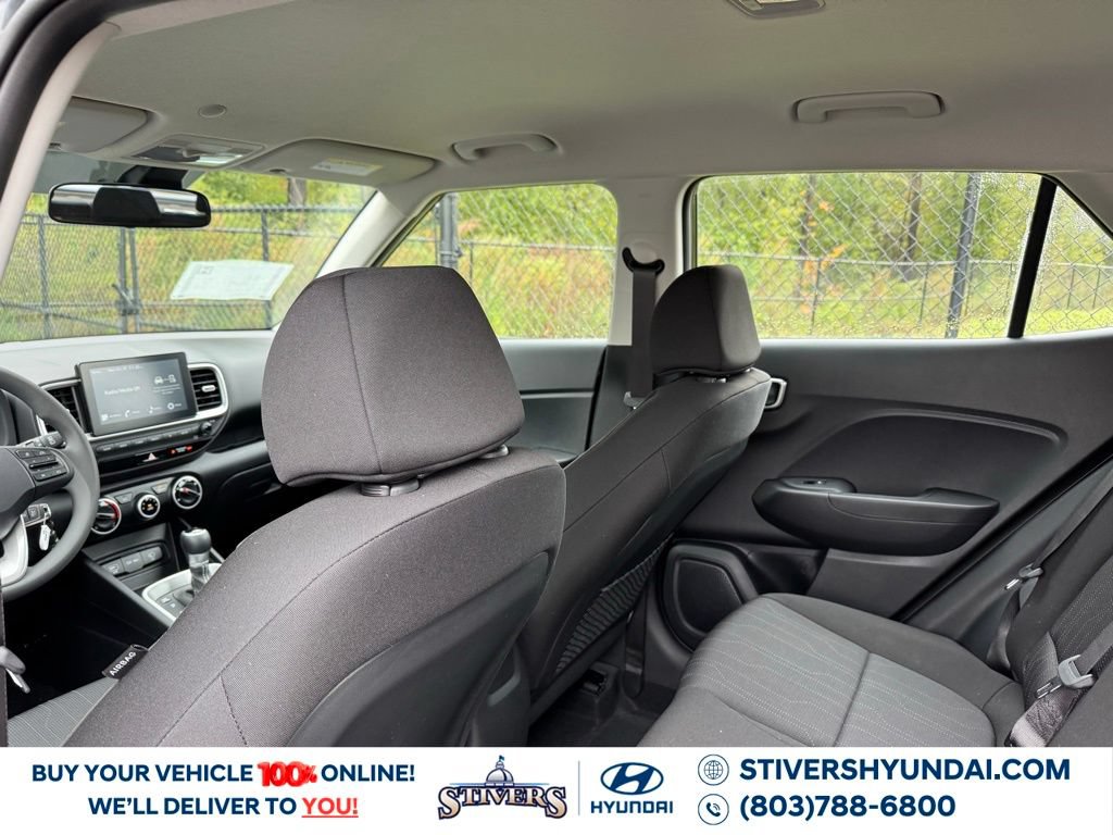 Certified 2026 Hyundai Venue SE FWD image 19