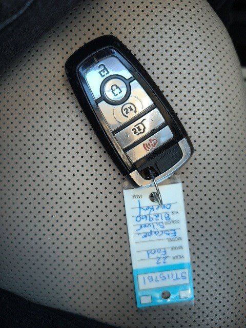 Used 2022 Ford Escape SEL image 24