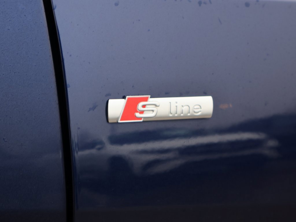 Used 2019 Audi Q8 Prestige image 11