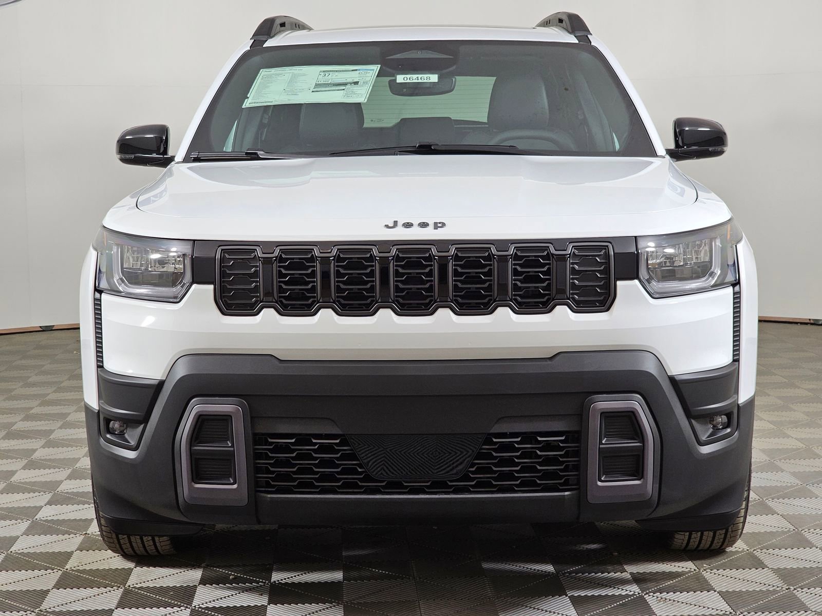 New 2026 Jeep Cherokee Laredo image 9