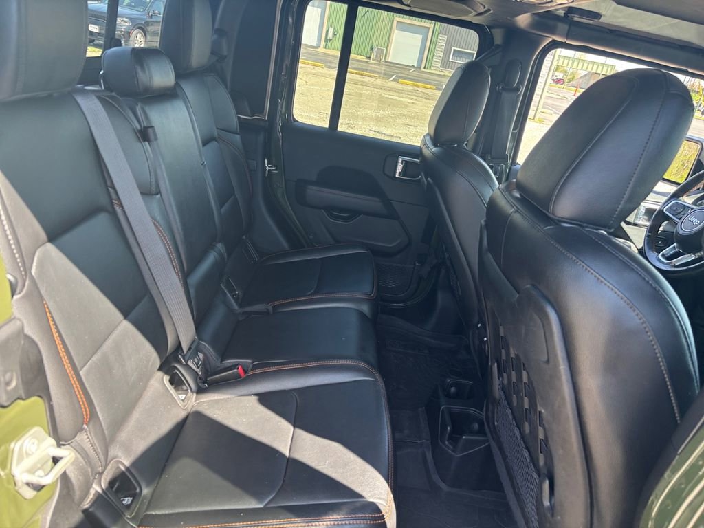 Used 2023 Jeep Gladiator Mojave w/ LED Lighting Group AWD/4WD image 32