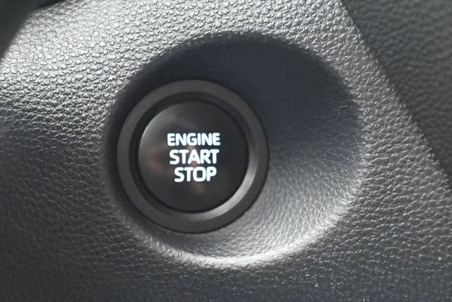 Used 2024 Toyota Corolla Cross XLE w/ Convenience Package AWD/4WD image 21
