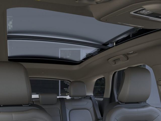 New 2025 Lincoln Corsair Reserve FWD image 22