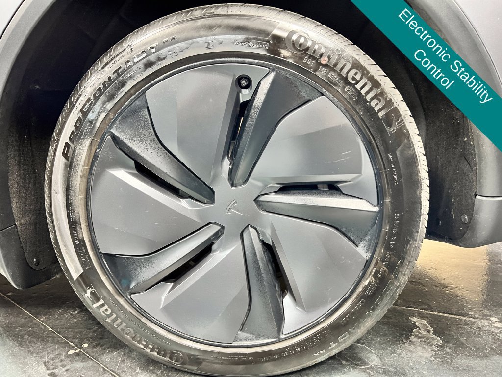 Used 2026 Tesla Model Y Long Range AWD/4WD image 11