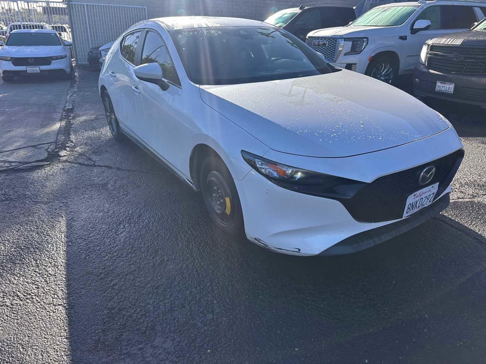 Used 2020 MAZDA MAZDA3 Hatchback w/ Preferred Package image 7