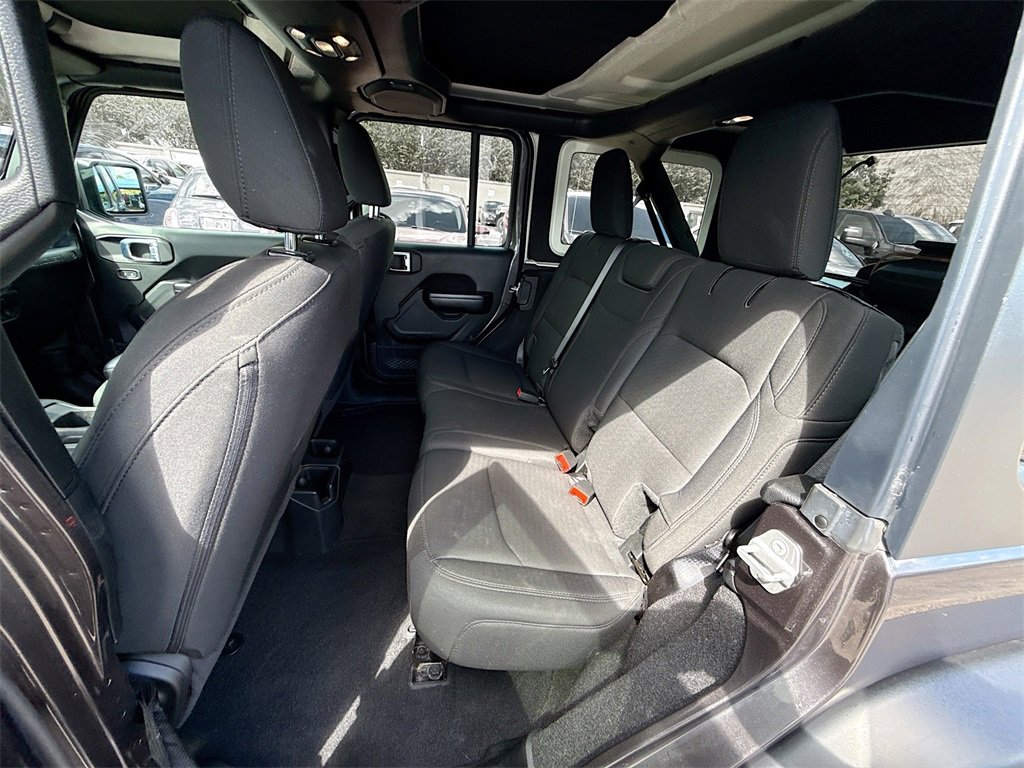 Used 2021 Jeep Wrangler Unlimited Sport image 26