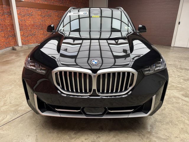 Certified 2024 BMW X5 xDrive40i w/ Premium Package image 8