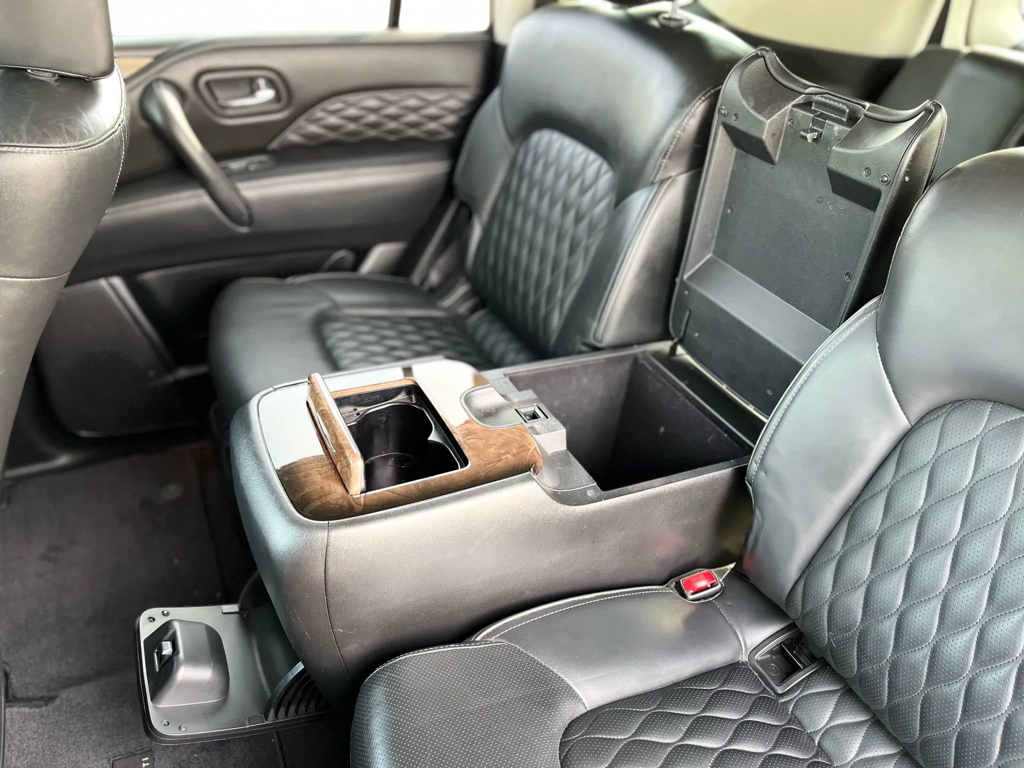 Used 2019 INFINITI QX80 Luxe w/ 22" Wheel Package image 21