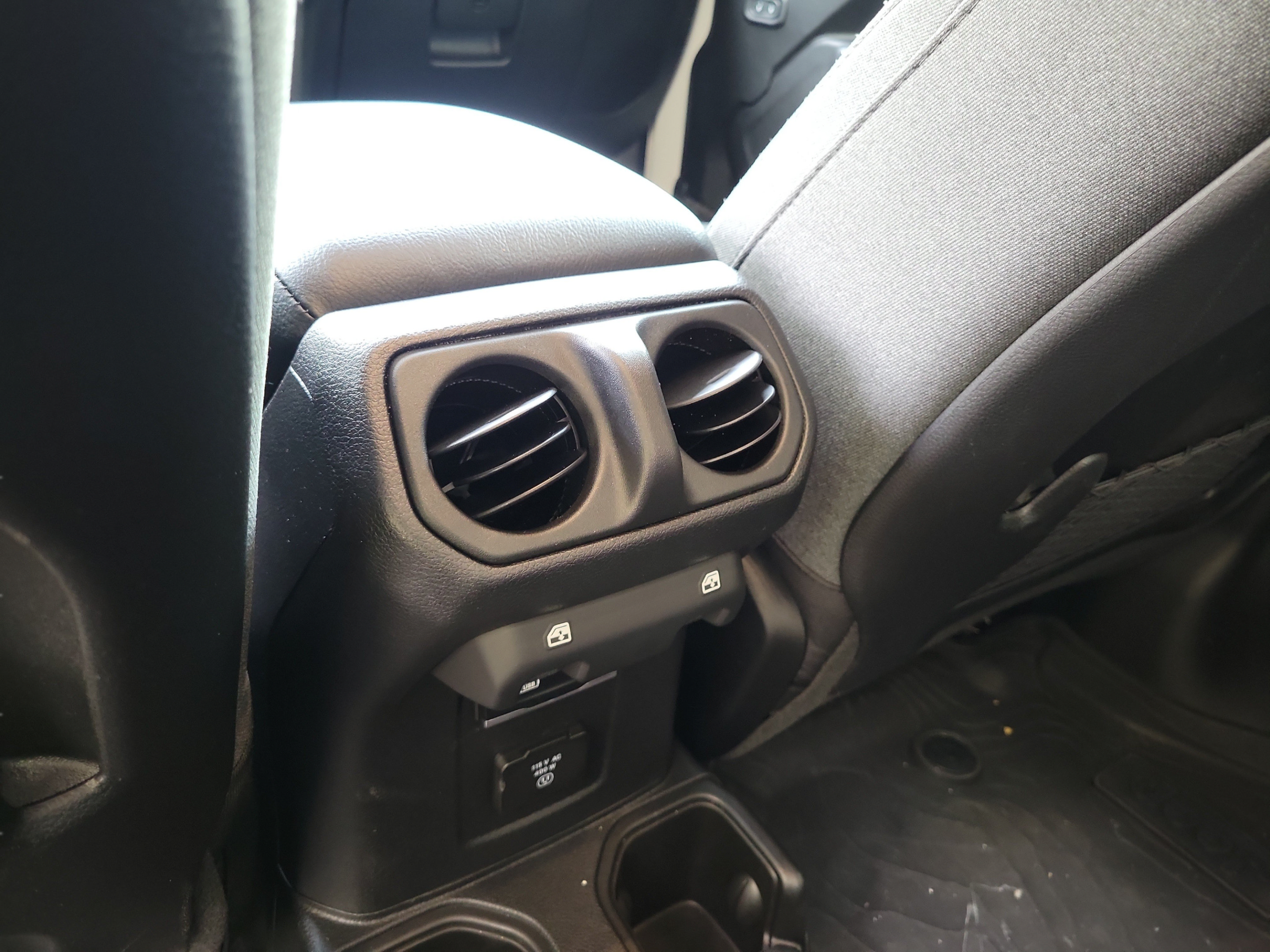 Certified 2025 Jeep Gladiator Rubicon w/ Safety Group AWD/4WD image 11