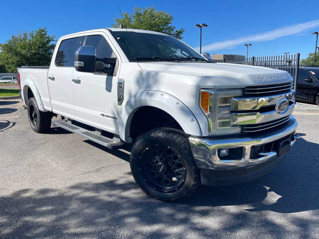 Used 2019 Ford F250 Lariat w/ Lariat Ultimate Package AWD/4WD image 1