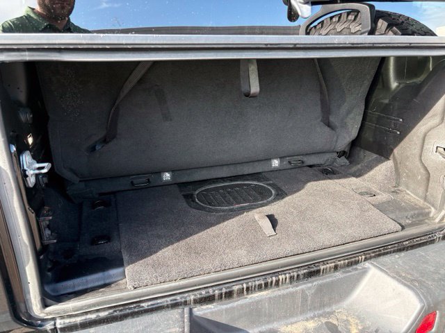 Used 2019 Jeep Wrangler Rubicon AWD/4WD image 14