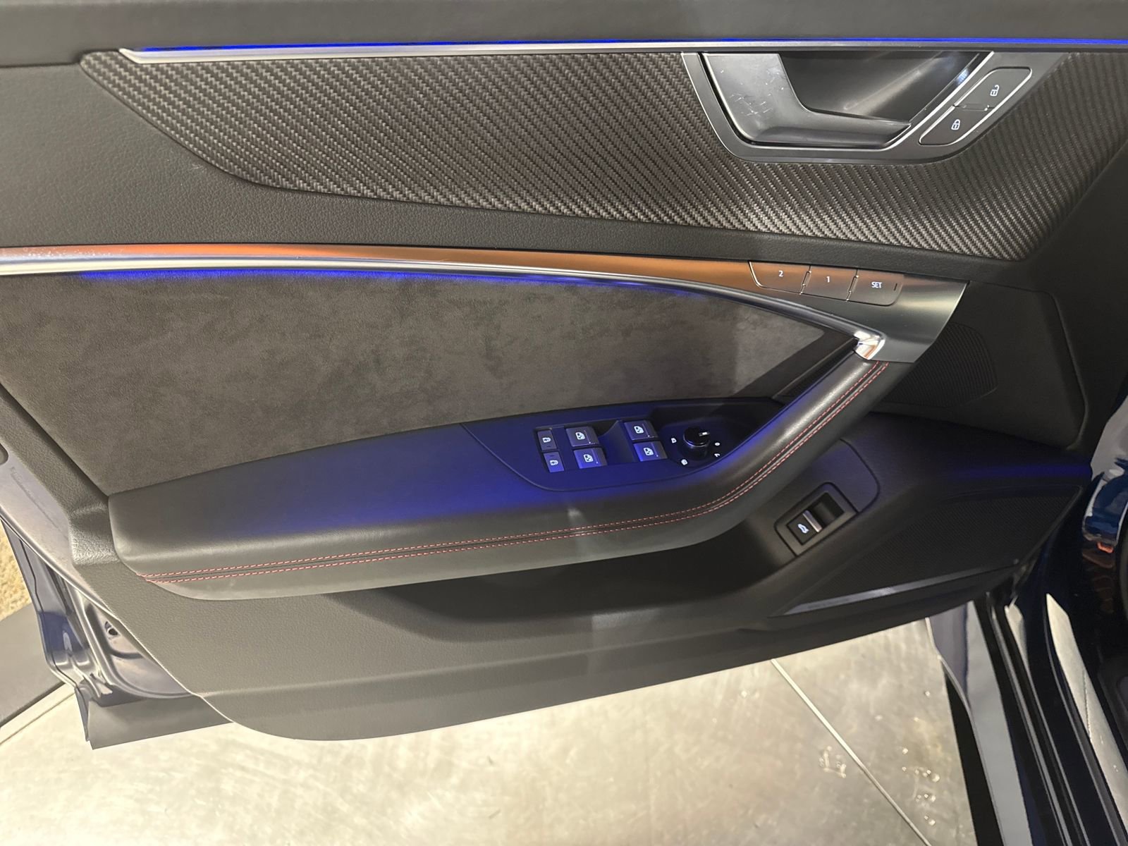 Used 2021 Audi RS 6 image 25