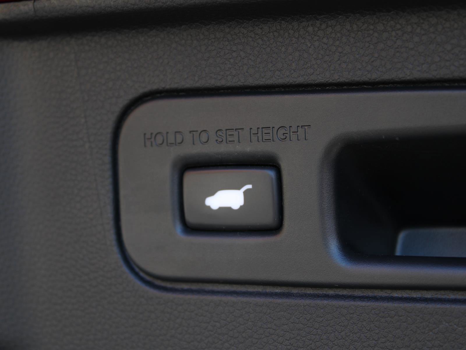 Used 2023 Honda Pilot Elite image 9