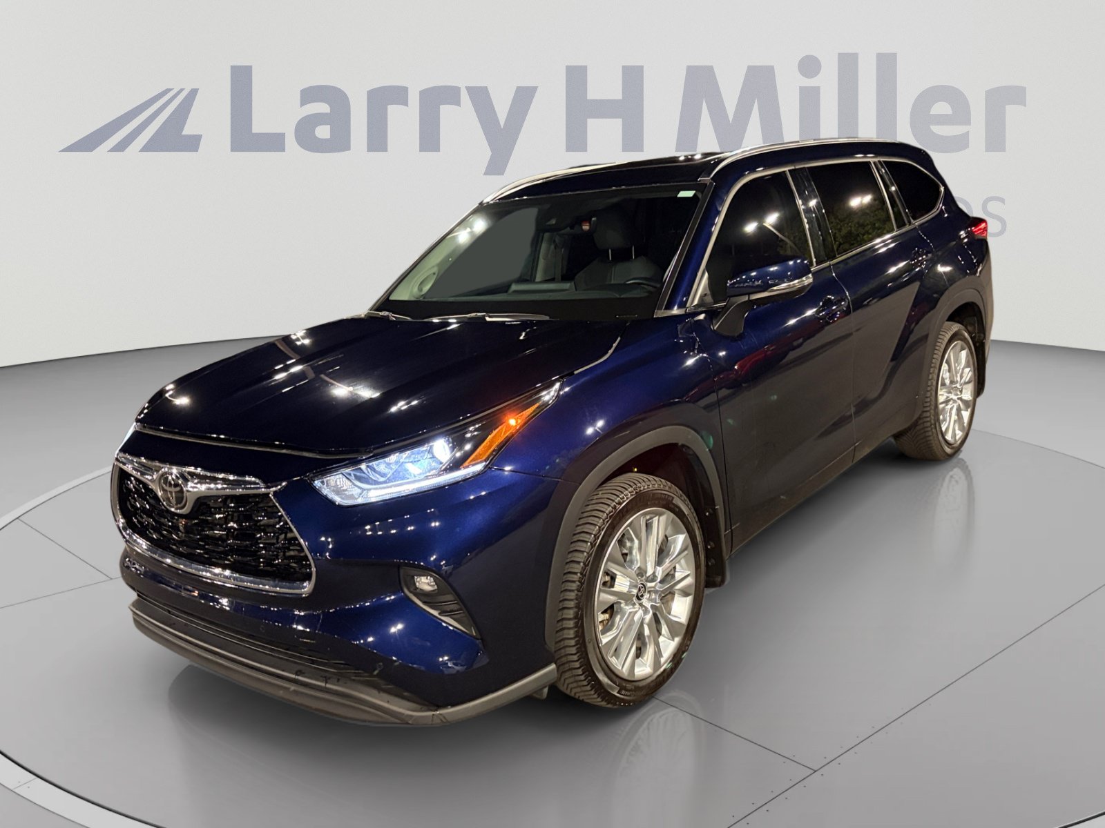 Used 2022 Toyota Highlander Limited