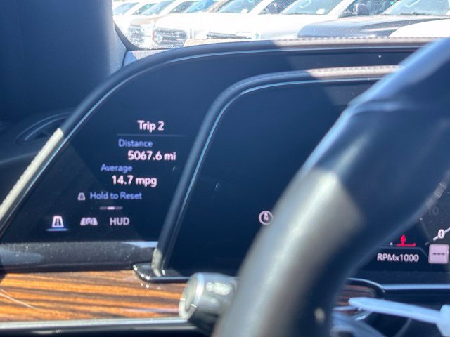Used 2021 Cadillac Escalade Premium Luxury w/ Driver Assist Tech Package AWD/4WD image 10