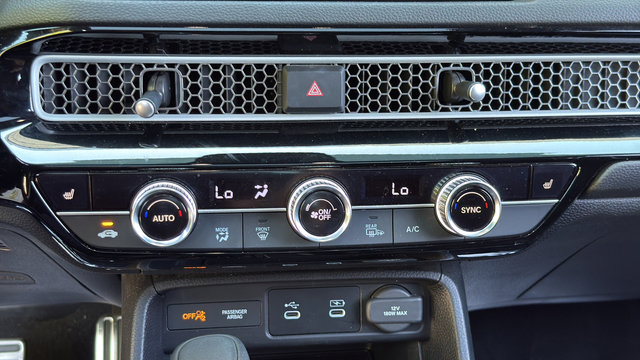 Used 2025 Honda Civic Sport image 22