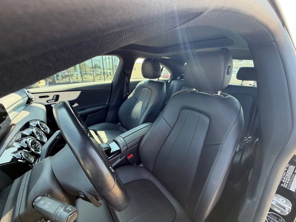 Used 2023 Mercedes-Benz CLA 250 4MATIC image 8