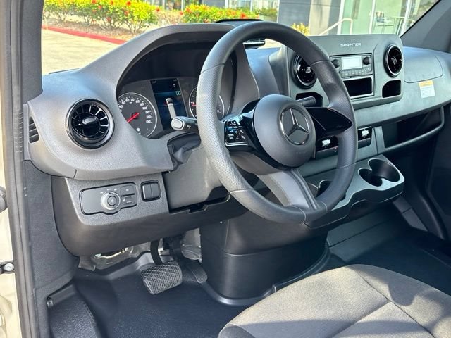 Used 2026 Mercedes-Benz Sprinter 2500 image 14