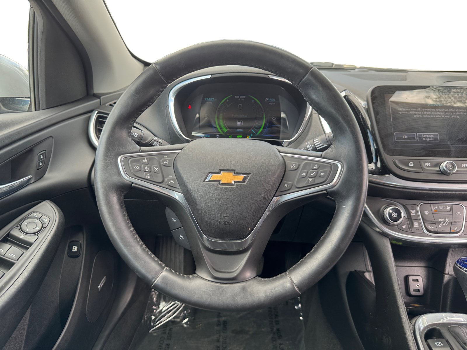 Used 2017 Chevrolet Volt Premier w/ Driver Confidence II Package FWD image 12