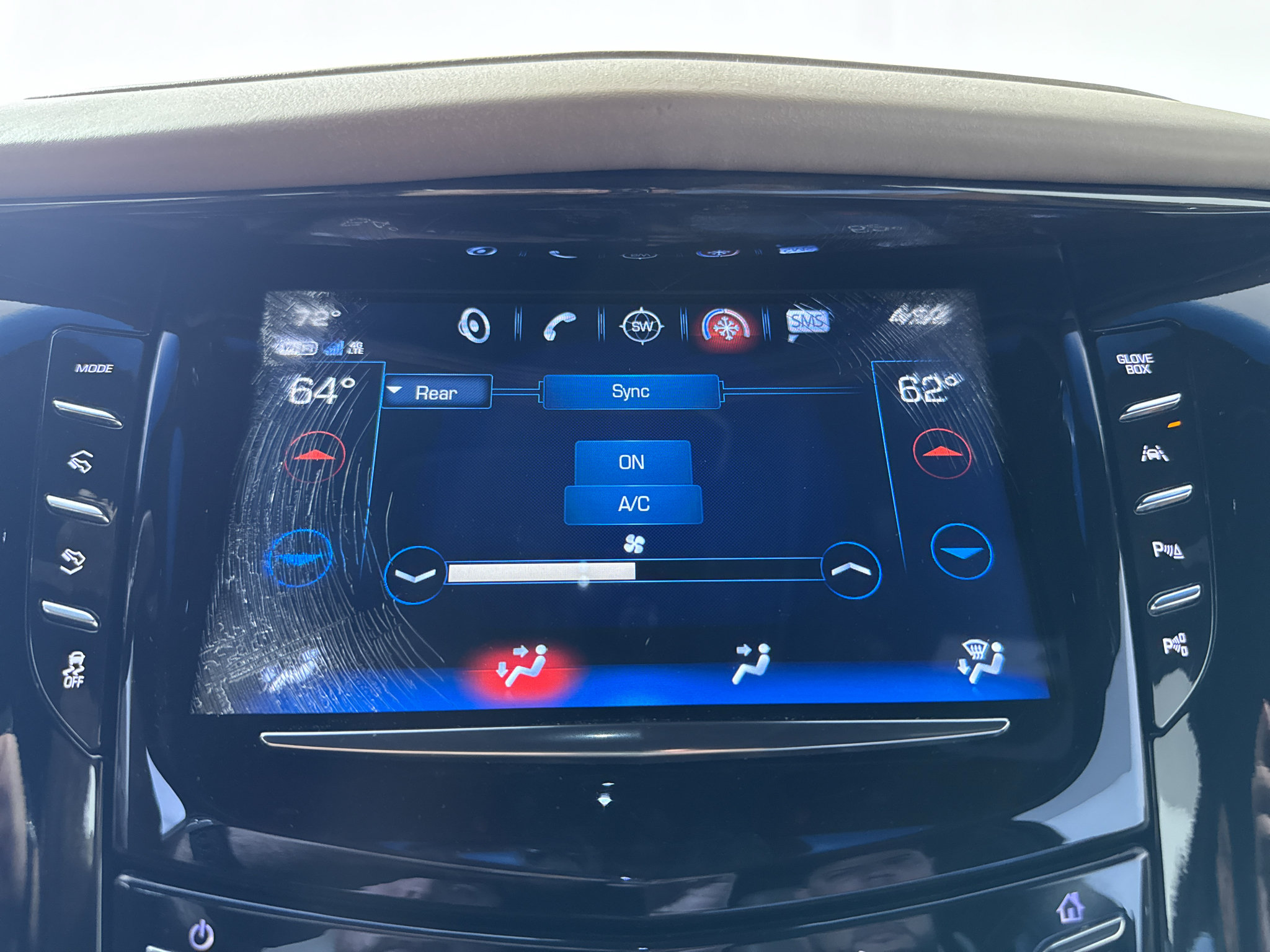 Used 2018 Cadillac Escalade Platinum AWD/4WD image 28