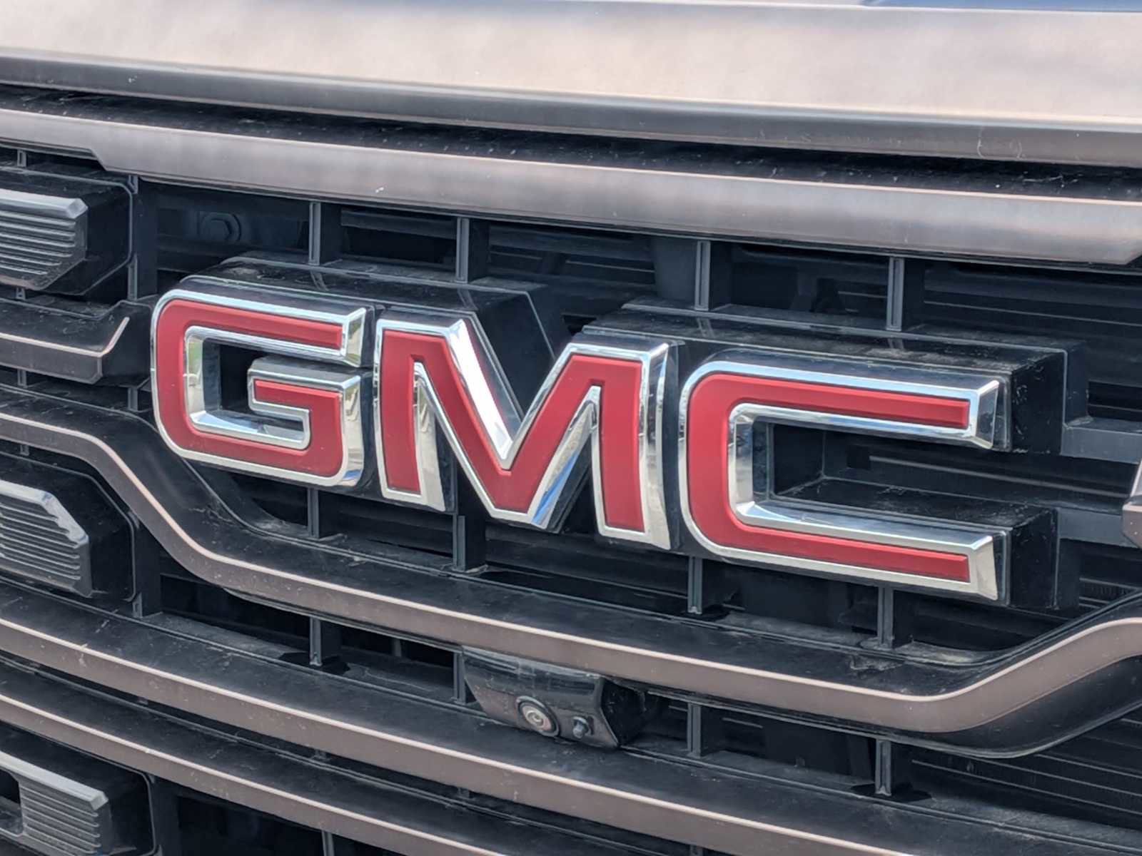 Used 2023 GMC Sierra 1500 AT4X AWD/4WD image 11