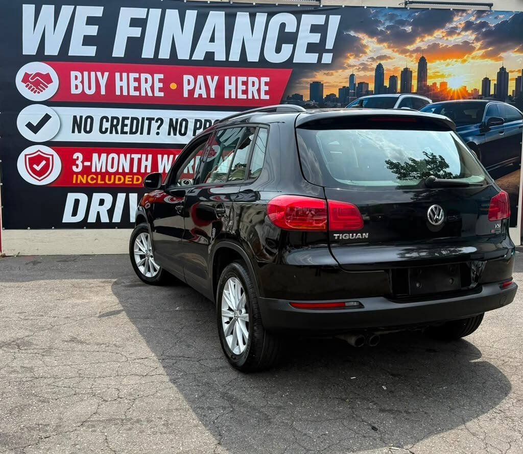Used 2017 Volkswagen Tiguan Limited w/ Premium Package AWD/4WD image 21