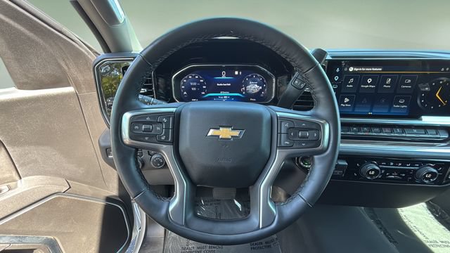 Used 2026 Chevrolet Silverado 1500 LT AWD/4WD image 12