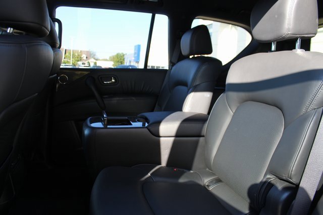 Used 2024 Nissan Armada SL w/ Midnight Edition Package image 29