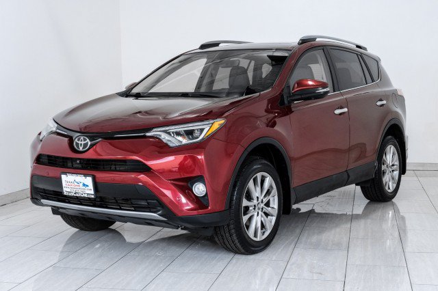 Used 2018 Toyota RAV4 Limited w/ Advanced Technology Package AWD/4WD image 4