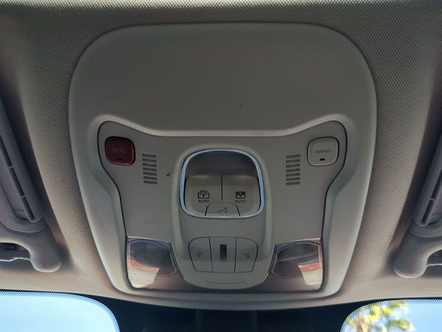 Used 2021 Jeep Renegade Latitude image 23