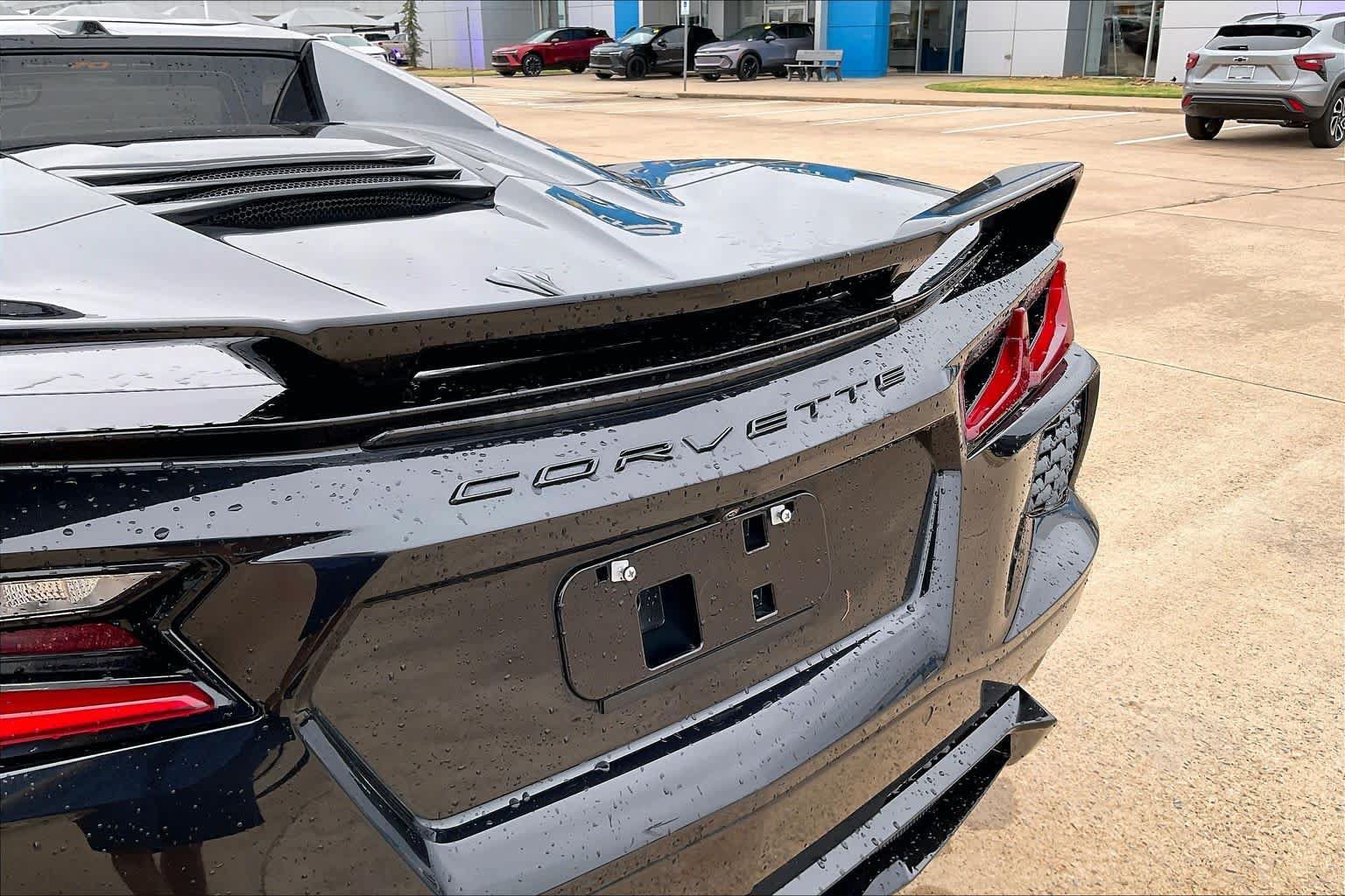 Used 2023 Chevrolet Corvette Stingray Premium Conv w/ Z51 Performance Package RWD image 28