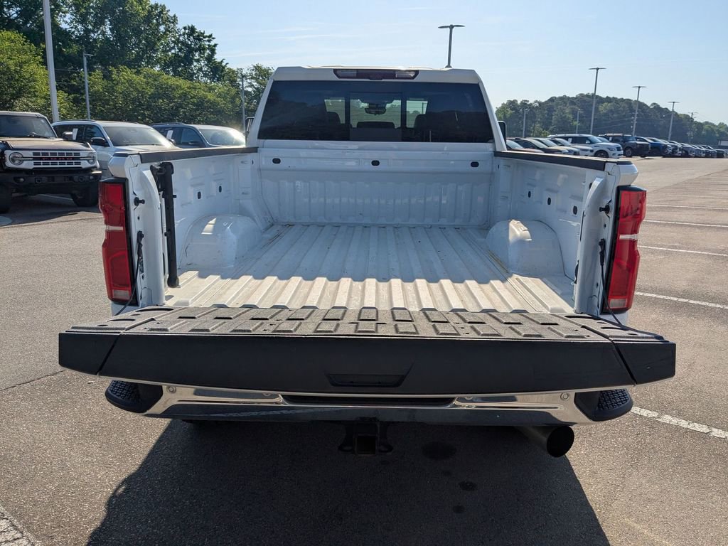 Used 2024 Chevrolet Silverado 2500 LTZ w/ LTZ Plus Package AWD/4WD image 34