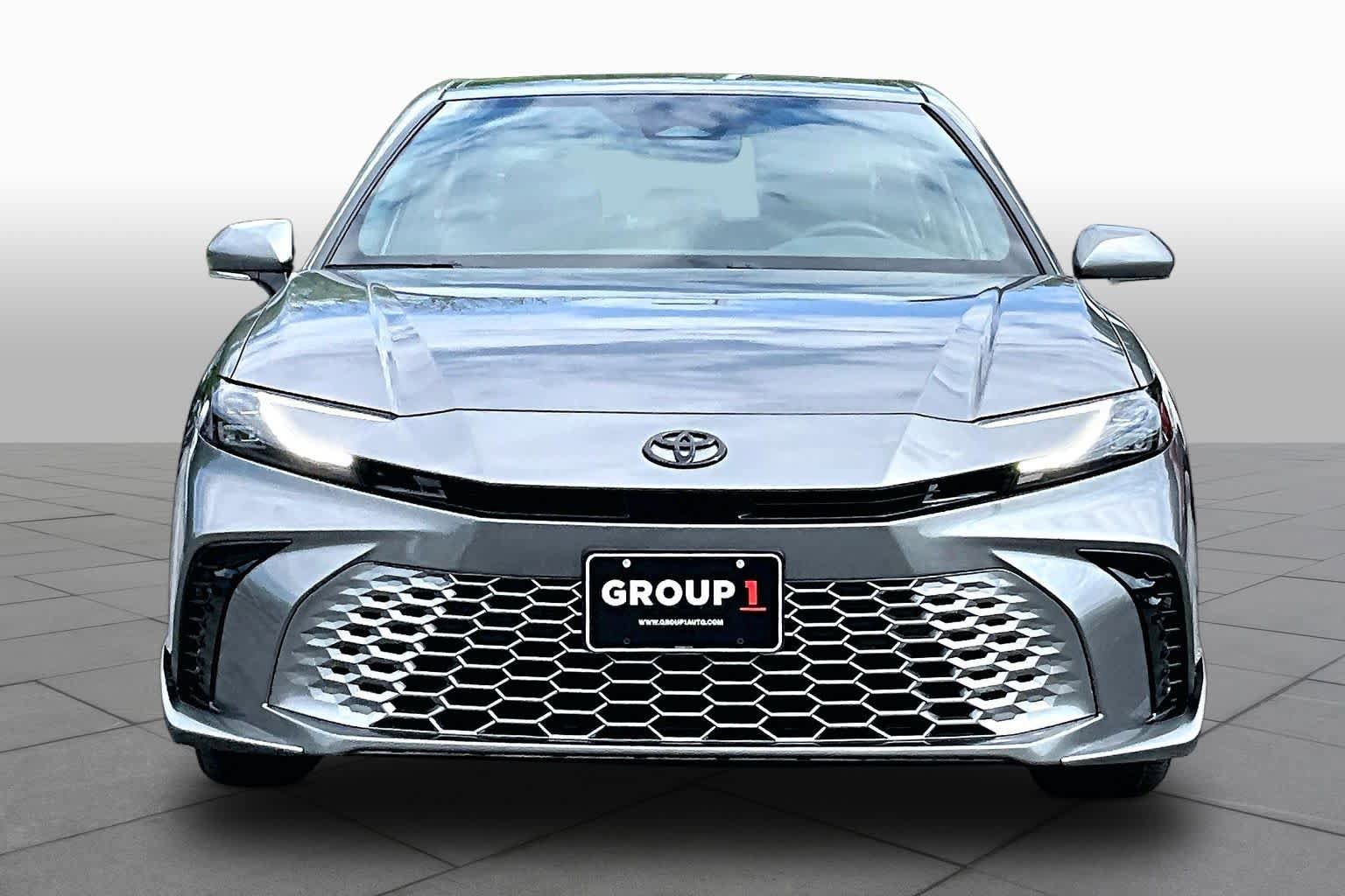 Used 2026 Toyota Camry XSE AWD/4WD image 4