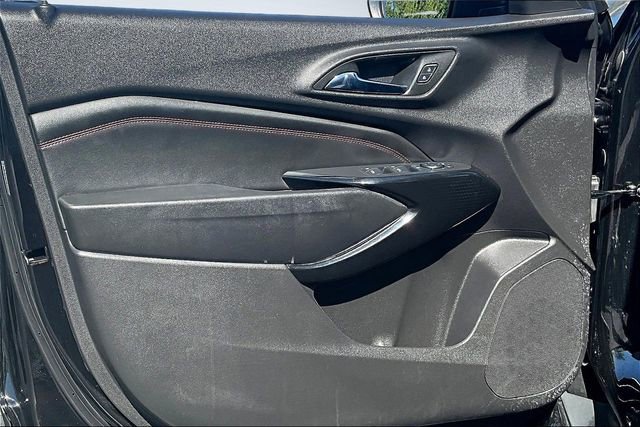 Used 2025 Chevrolet Trax RS w/ Driver Confidence Package FWD image 18