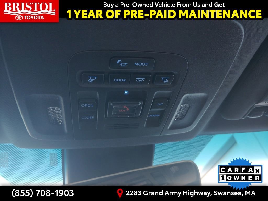 Used 2021 Toyota Avalon Limited image 29