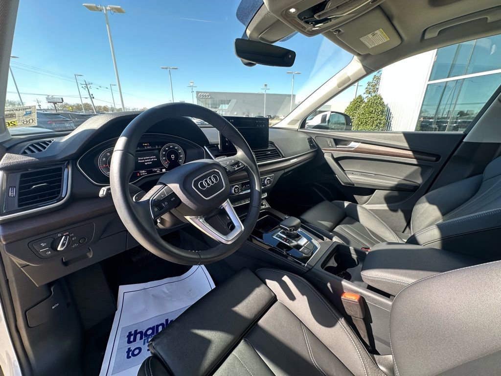 Certified 2025 Audi Q5 2.0T Premium Plus w/ Premium Plus Package image 9