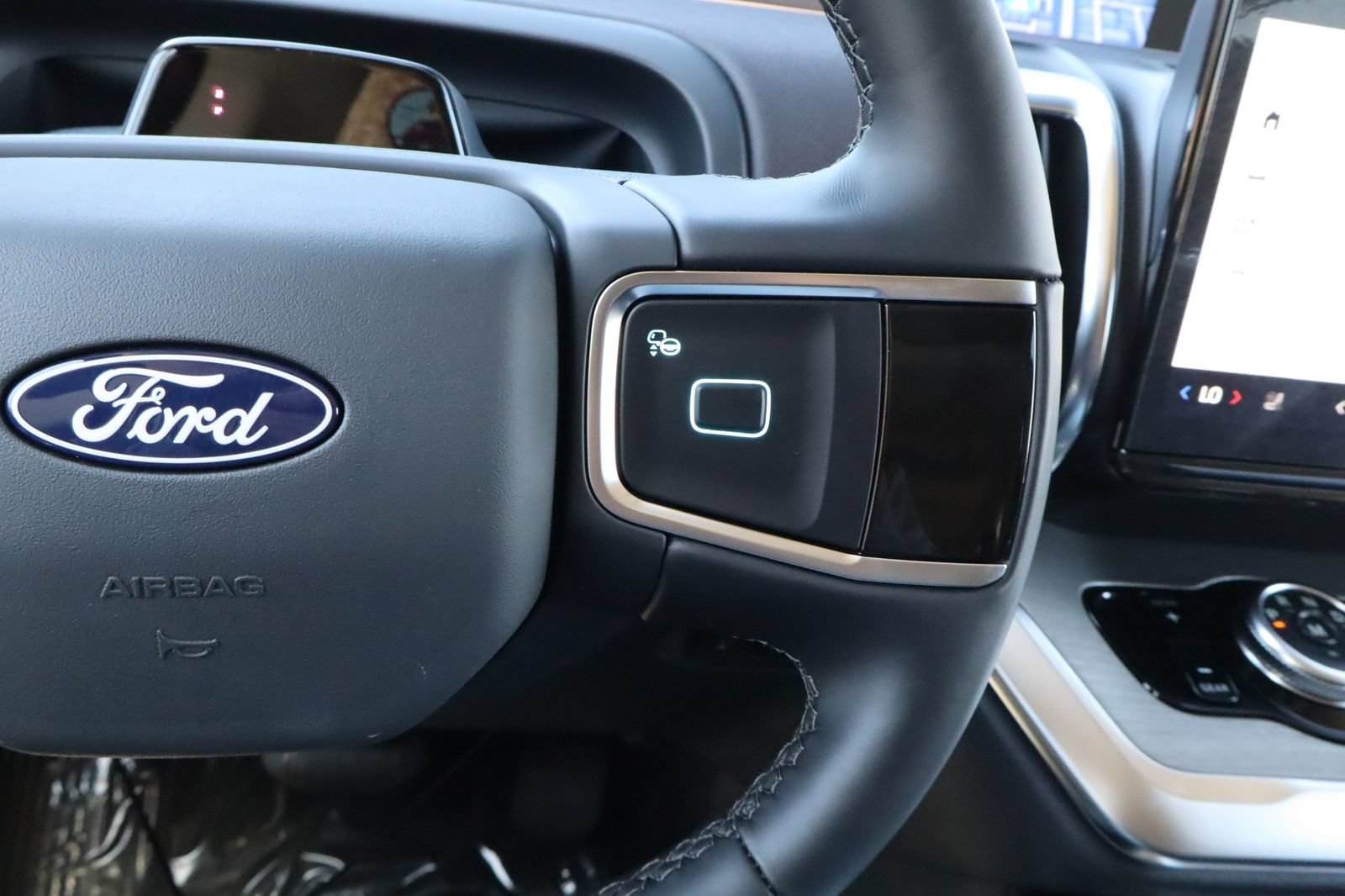 New 2027 Ford Expedition Max Platinum w/ Platinum Ultimate Package AWD/4WD image 25