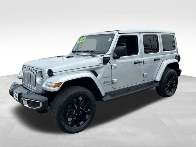 Used 2022 Jeep Wrangler Unlimited Sahara w/ Cold Weather Group image 25