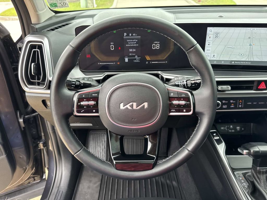 Used 2025 Kia Sorento EX w/ Panoramic Sunroof Package FWD image 22
