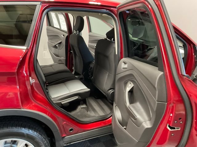 Used 2019 Ford Escape SE FWD image 25