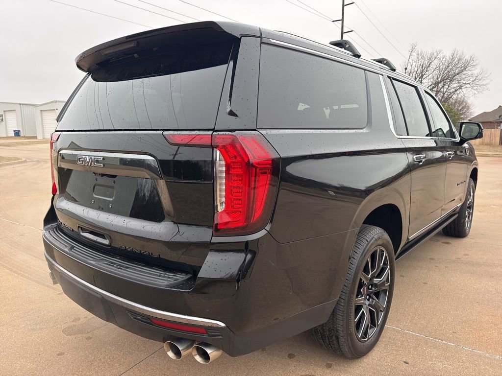 Used 2024 GMC Yukon XL Denali Ultimate w/ LPO, Illumination Package image 5